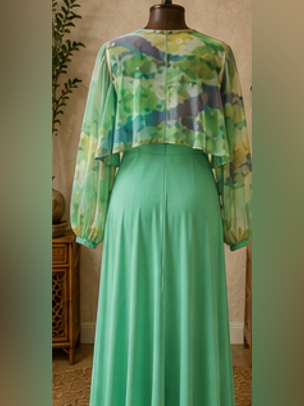 *Elegant green Maxi Dress with capelet (see other pics) - 1970’s - Picture 4 of 6